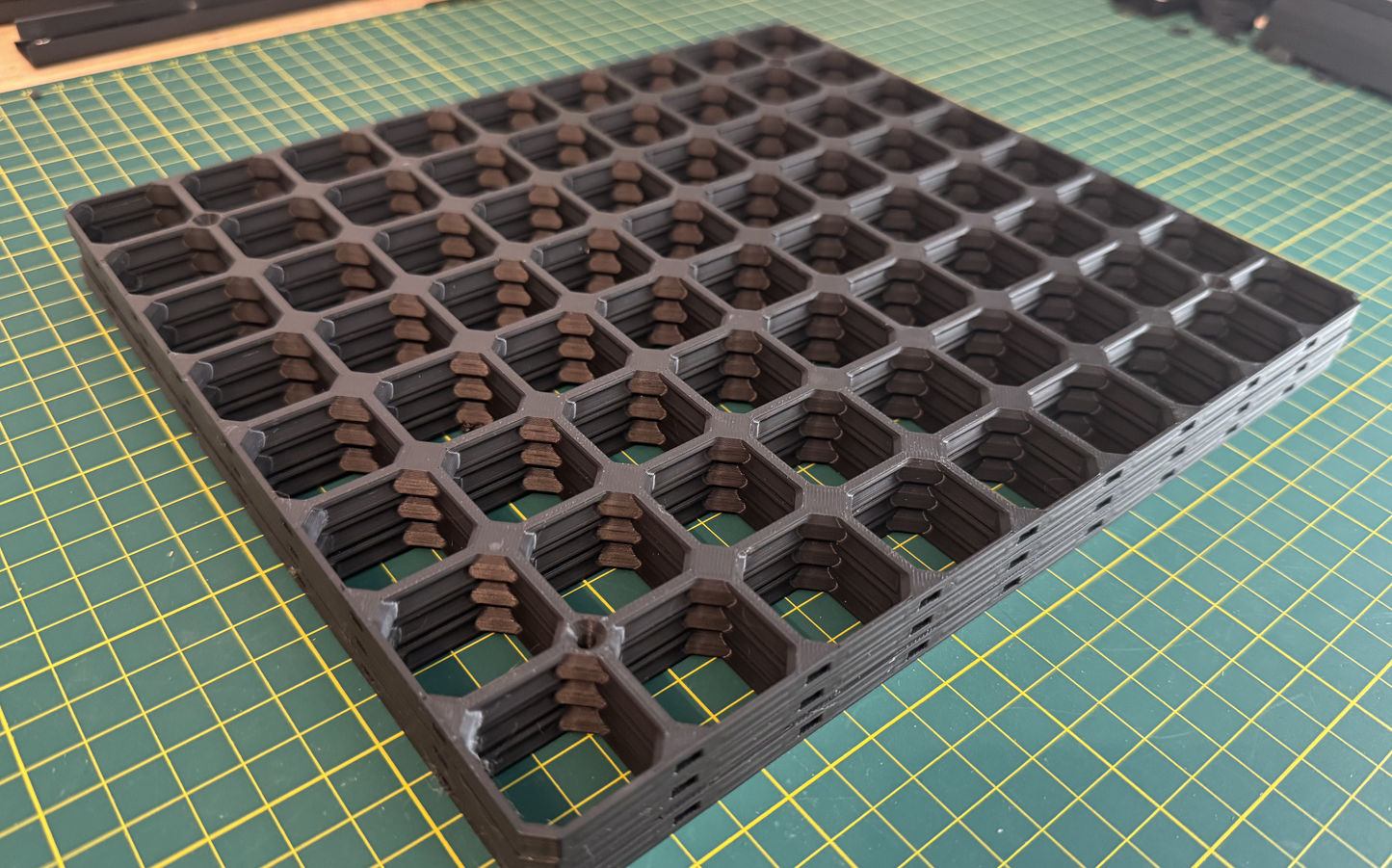 Starter Pack: Modular Magnetic Cable Management