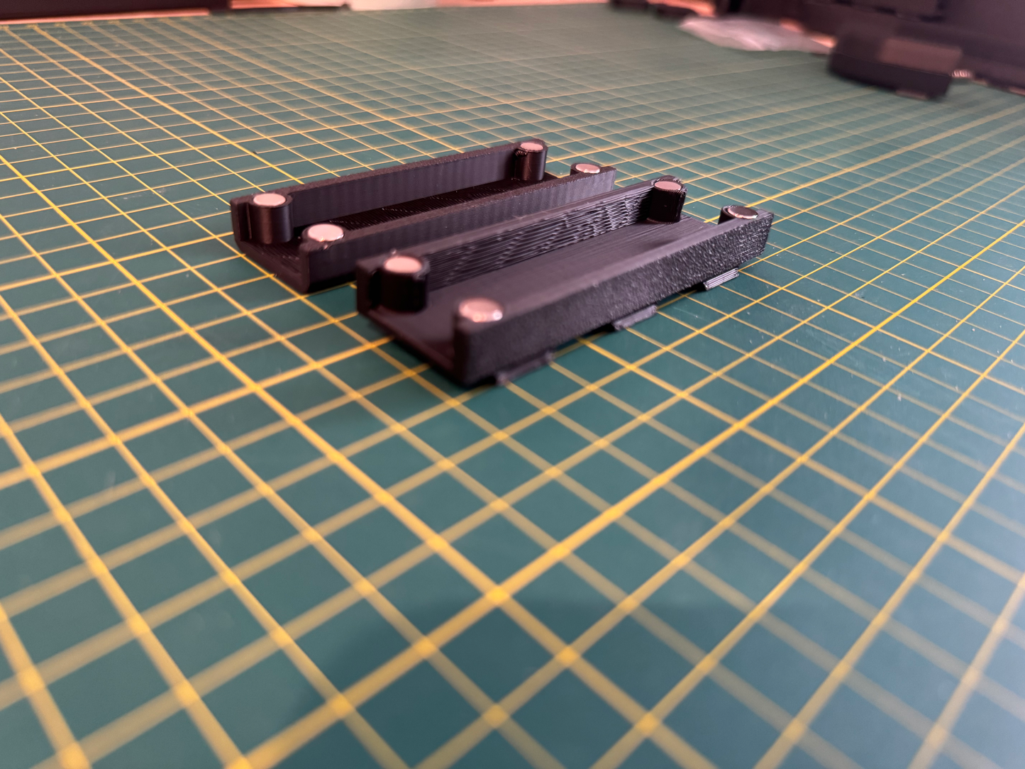 Starter Pack: Modular Magnetic Cable Management