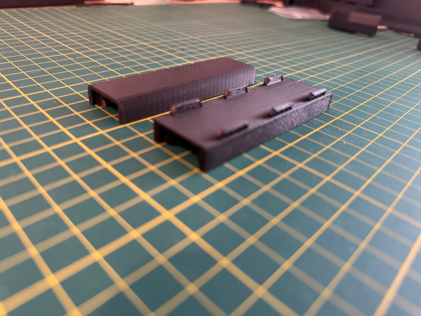Starter Pack: Modular Magnetic Cable Management